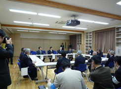 Discussion with Lake Toya Community Building Conference Against Global Warming