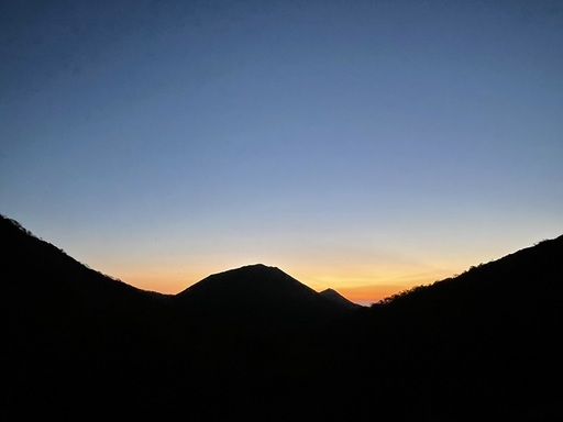 「夜明け」石狩連峰にて　9月